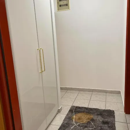 Igor Lägenhet Biograd Na Moru